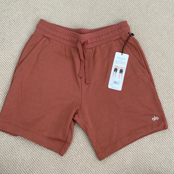 Alo Yoga Mens Shorts